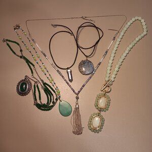 Jade & Jasper stone bead necklace in lot of 6 w/ glass pendant, locket necklace